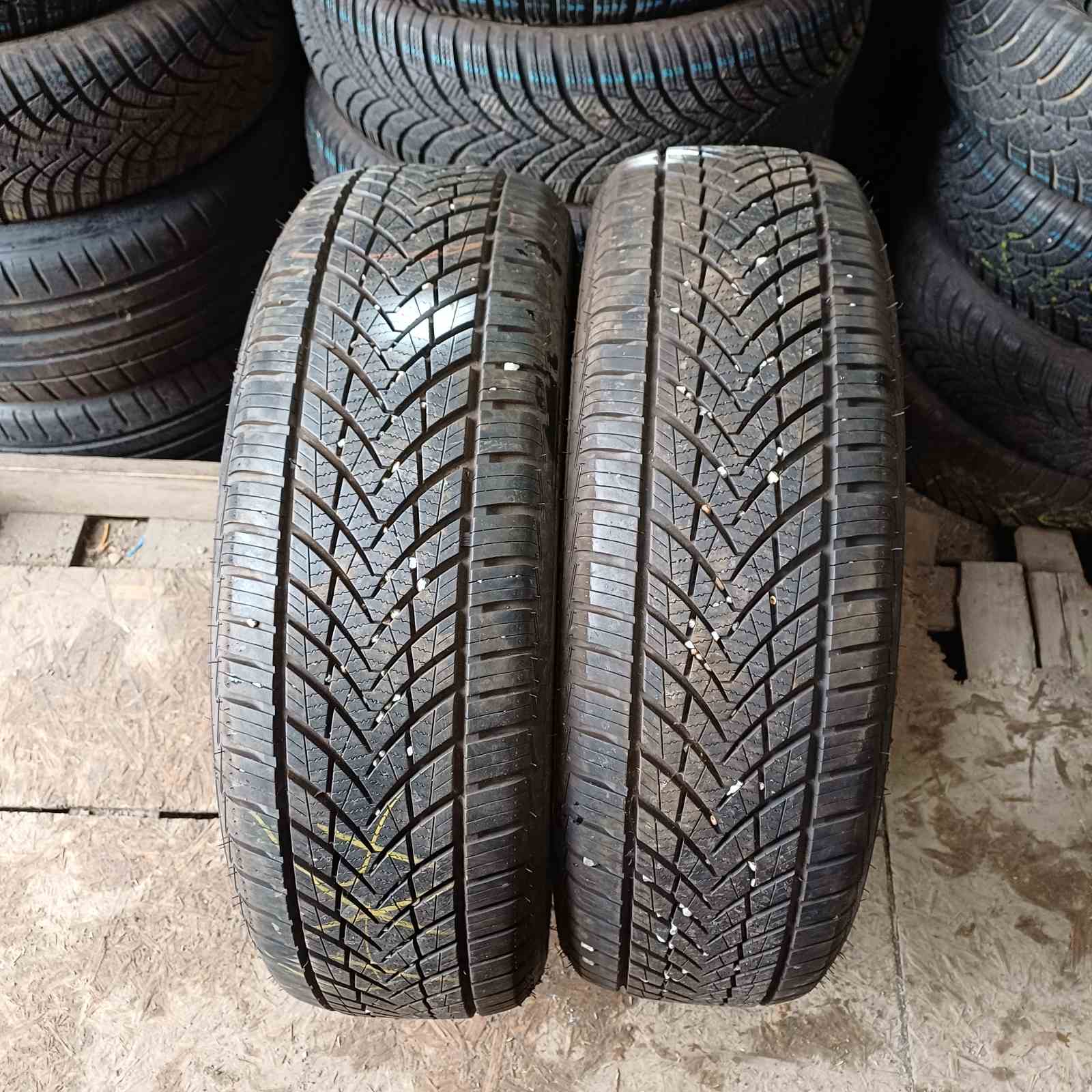 TRACMAX ALLSEASON 215/65R16